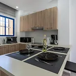 아파트 Odyssey - Captivating 2-bedroom Retreat In *