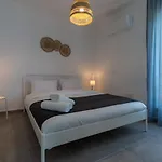 Odyssey - Captivating 2-bedroom Retreat In 아파트 라르나카