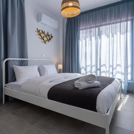 Odyssey - Captivating 2-bedroom Retreat In Apartment Larnaca