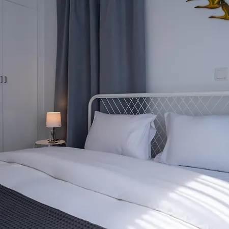 Apartment Odyssey - Captivating 2-bedroom Retreat In