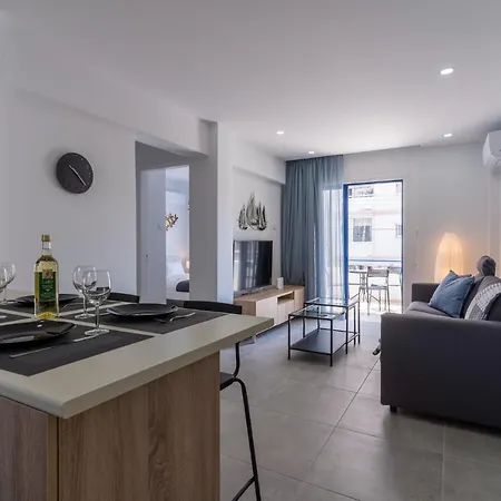 Odyssey - Captivating 2-bedroom Retreat In Apartment Larnaca