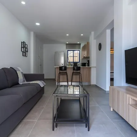 Apartment Odyssey - Captivating 2-bedroom Retreat In